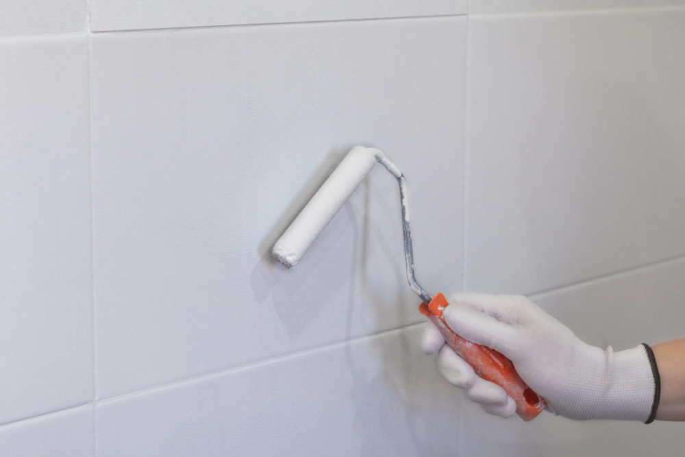 peindre le carrelage de votre salle de bain