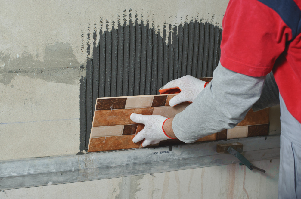 Choisir les carreaux, la colle et les outils